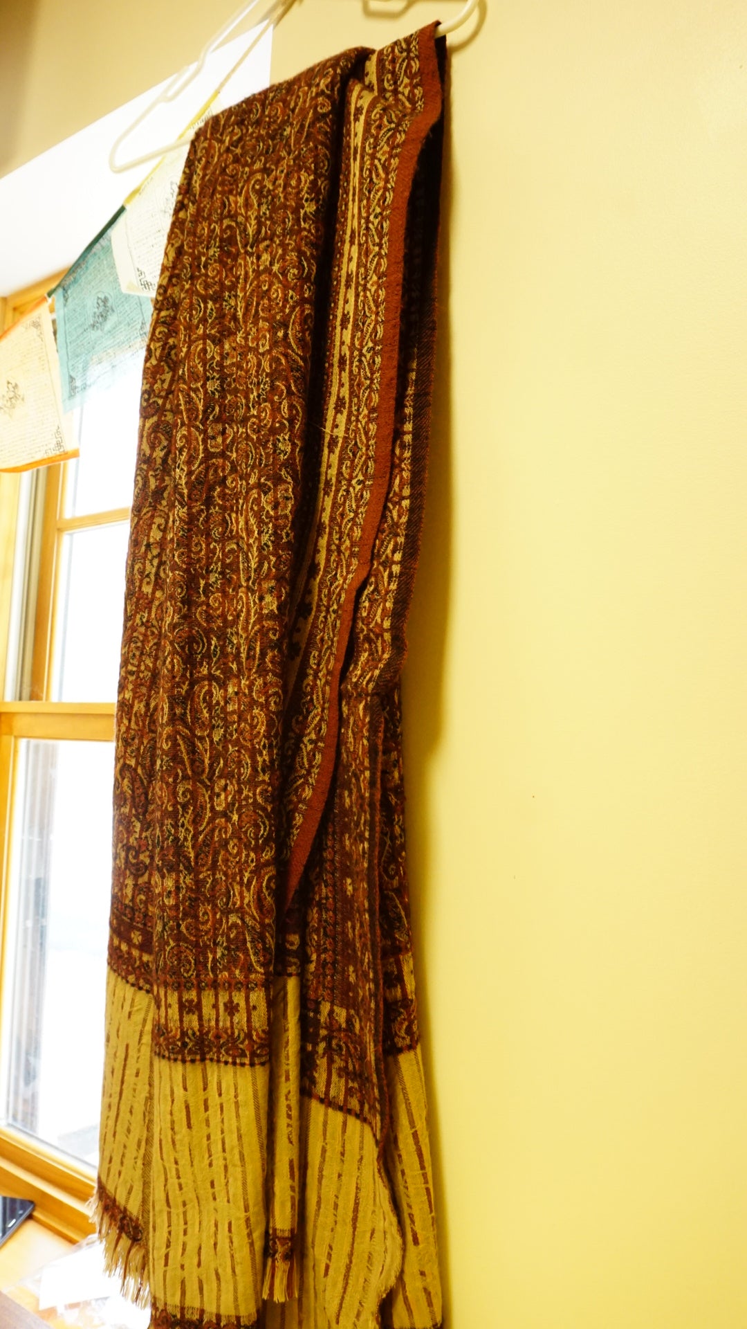 Himalayan Woolen Shawls Medium Weight