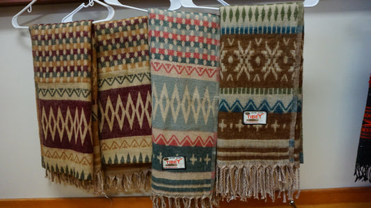 Himalayan Woolen Shawls Light Weight